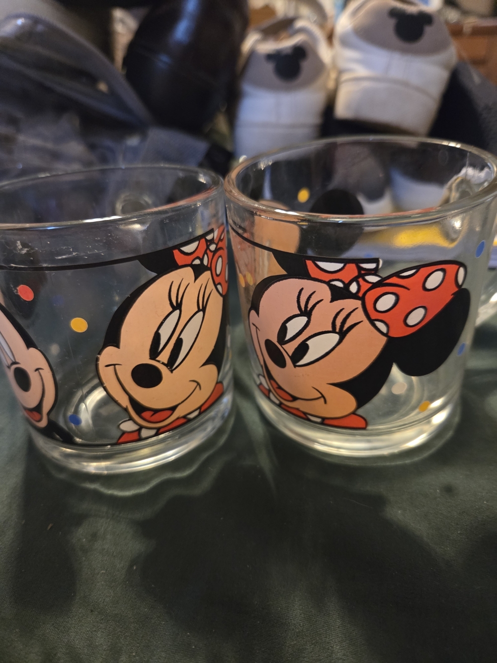 Disney Minnie Mouse Clear Glass Tumblers with Red Polka-Dot Bow (Set of 2)